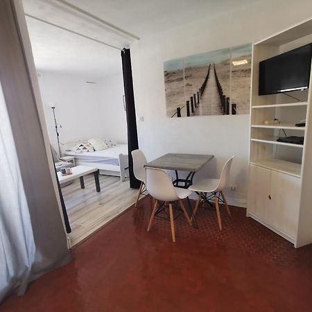 Soleil Levant 2 - En Bord De Mer - Superbe Appartement Cosy - Acces Direct Plage - Proche Commerces Et Animations Ле Баркарес Экстерьер фото